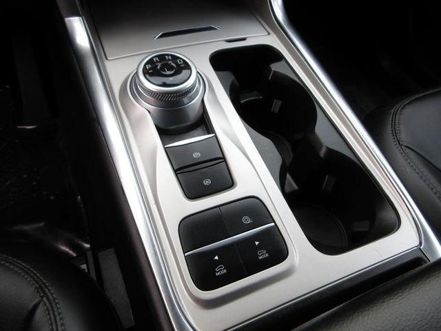 Certified 2022 Ford Explorer XLT w/ Equipment Group 202A image 19