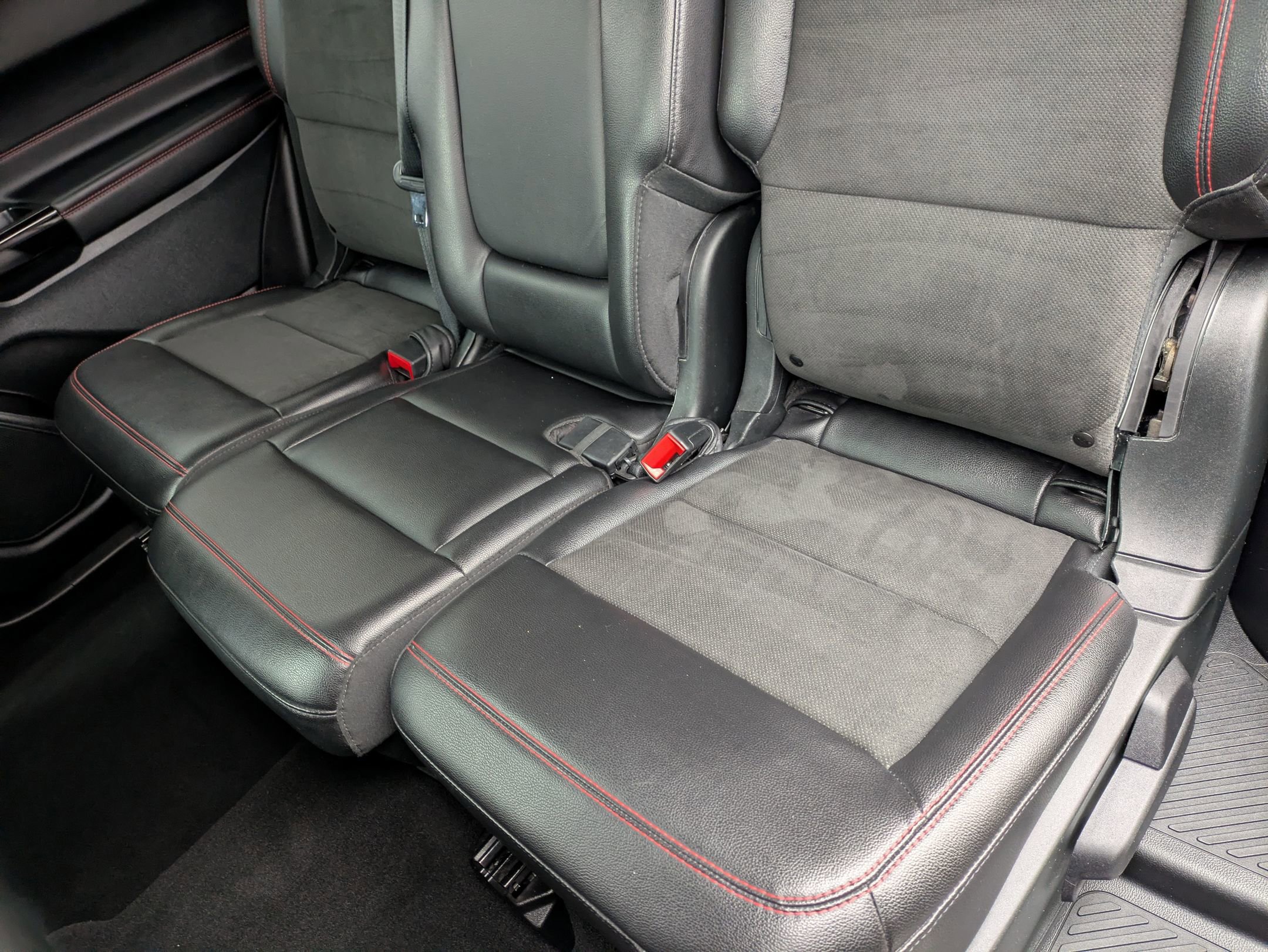 Certified 2023 Ford Explorer ST-Line image 30