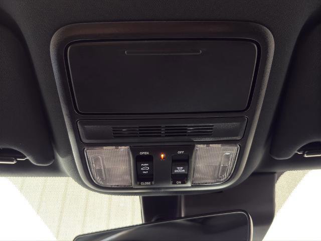 Used 2022 Honda Pilot TrailSport image 26