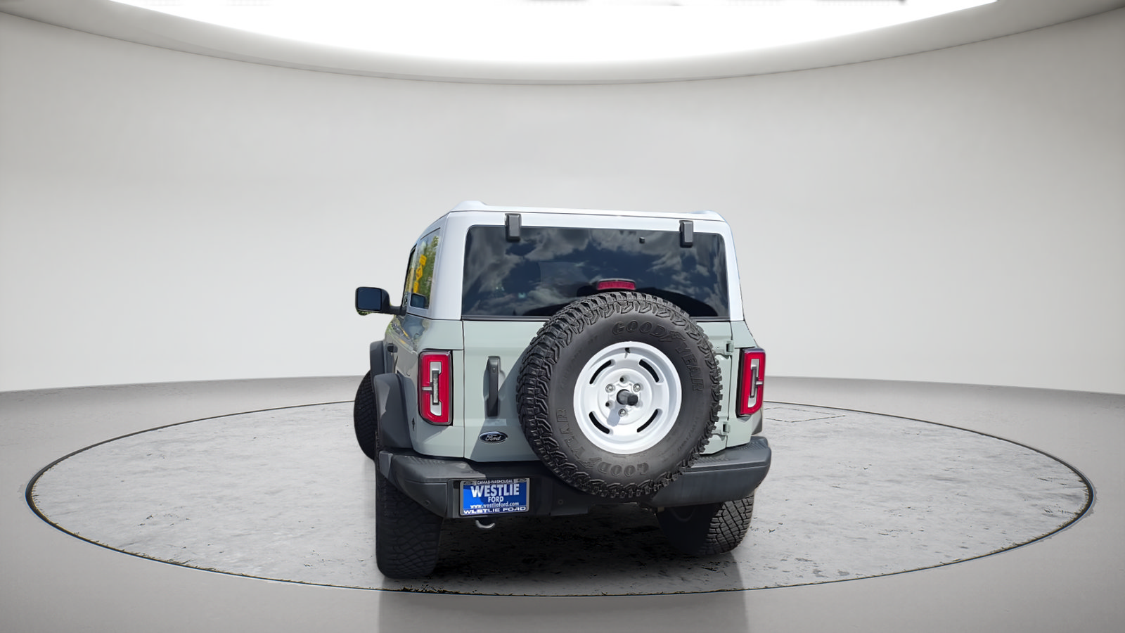 Certified 2024 Ford Bronco Heritage Edition AWD/4WD image 8