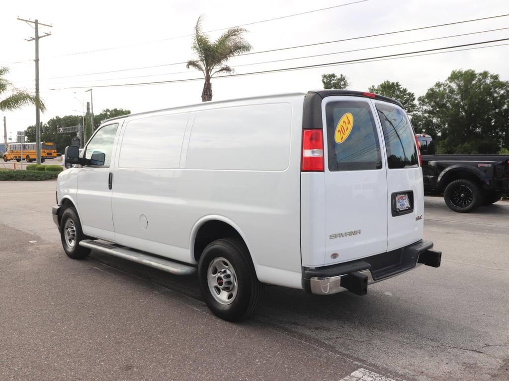 Used 2024 GMC Savana 2500 w/ Driver Convenience Package RWD image 10