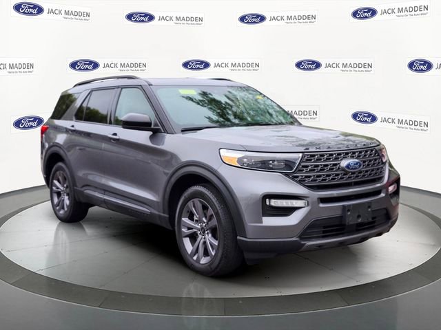 Certified 2022 Ford Explorer XLT w/ Equipment Group 202A AWD/4WD image 7