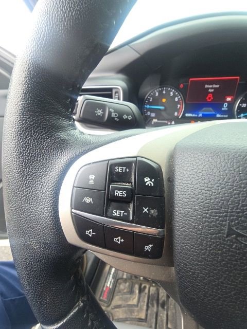 Certified 2021 Ford Explorer XLT w/ Equipment Group 202A AWD/4WD image 19