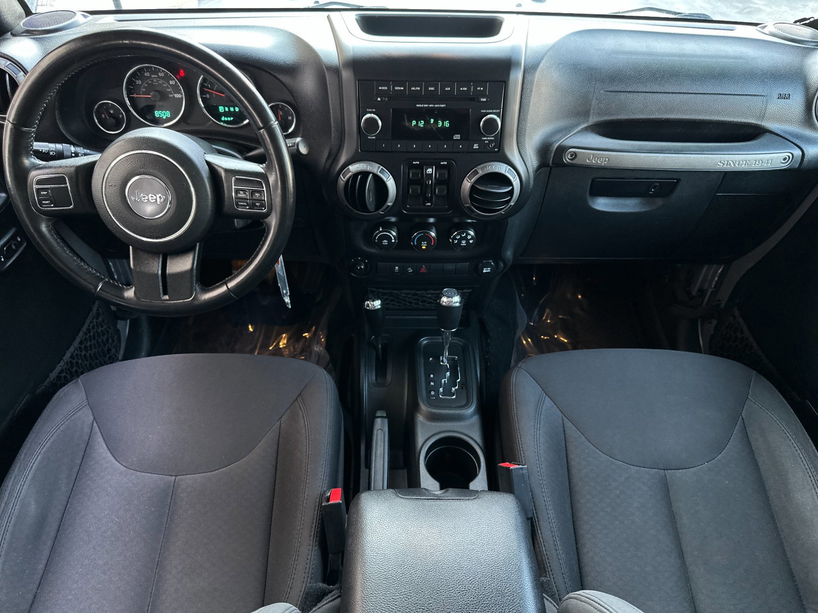 Used 2018 Jeep Wrangler Unlimited Sport S image 13