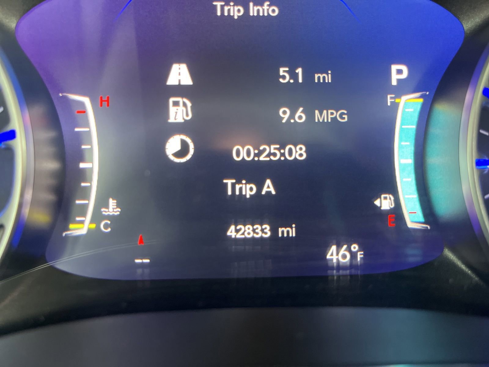 Used 2025 Chrysler Pacifica Limited image 19