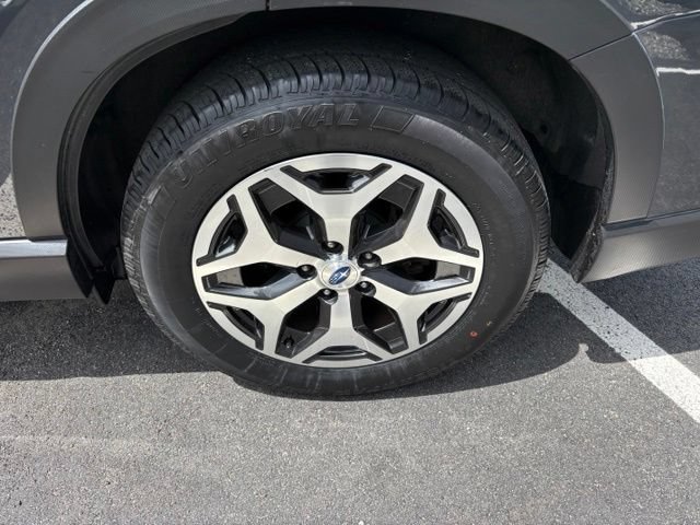 Used 2019 Subaru Forester Premium AWD/4WD image 11