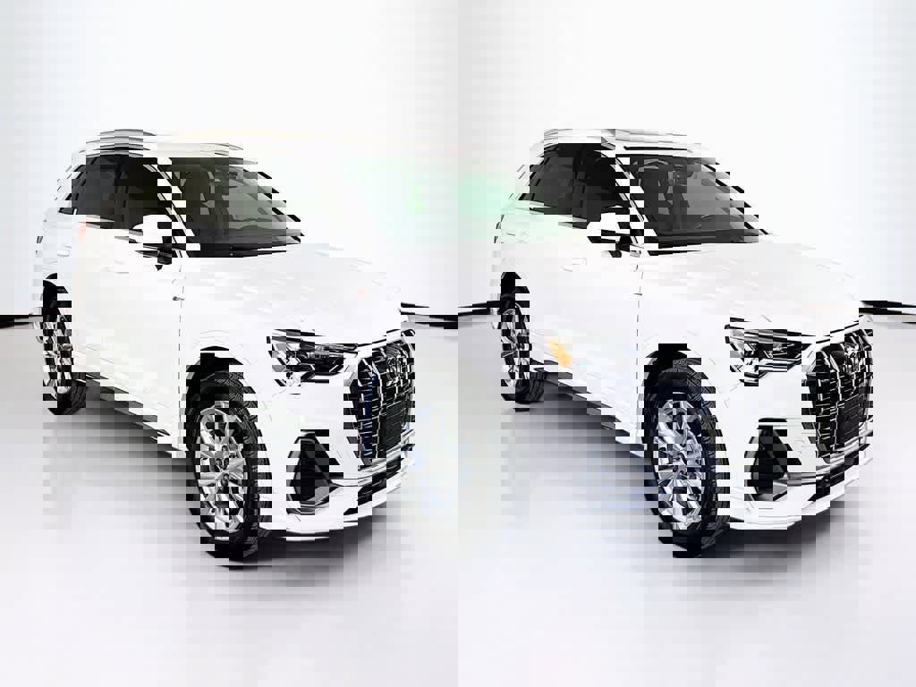 Used 2024 Audi Q3 2.0T Premium image 24