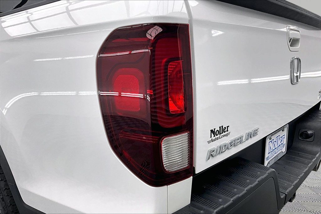 Used 2023 Honda Ridgeline Sport image 31