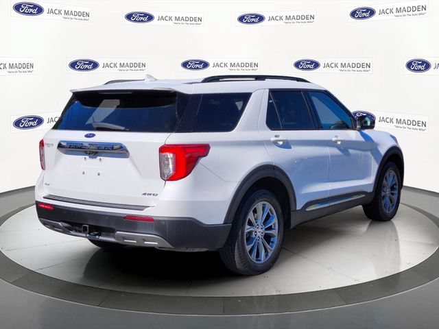 Certified 2022 Ford Explorer XLT w/ Equipment Group 202A AWD/4WD image 5