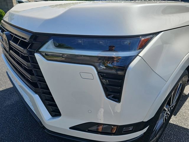 Used 2025 Lexus GX 550 w/ Accessory Package (2T) AWD/4WD image 37