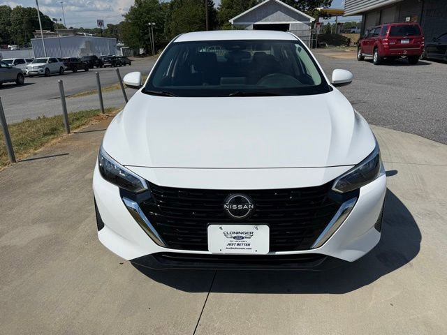 Used 2024 Nissan Sentra SV FWD image 4