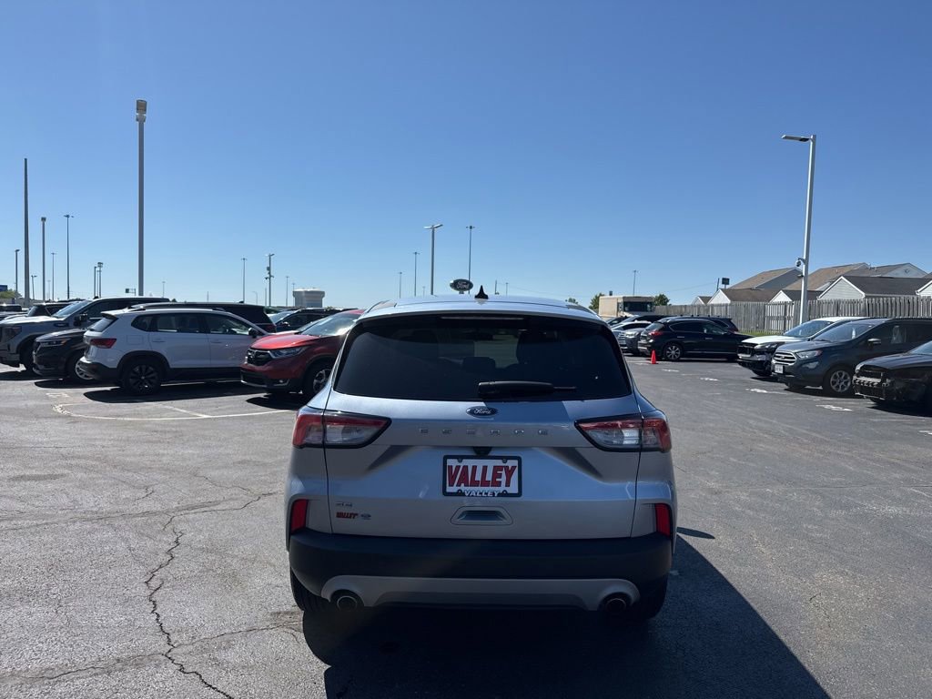 Certified 2022 Ford Escape SE w/ Cold Weather Package FWD image 49