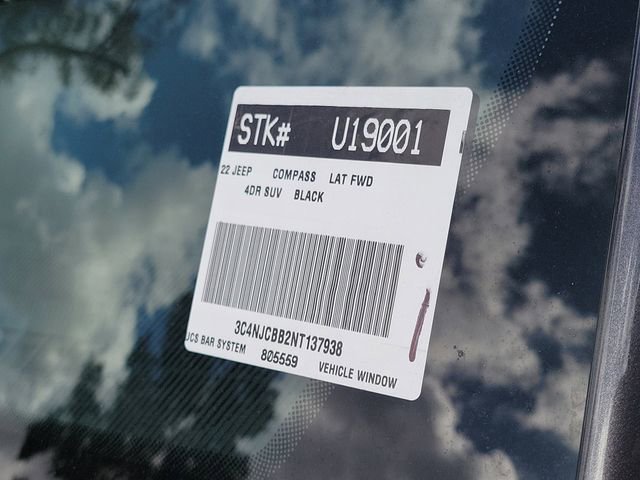 Used 2022 Jeep Compass Latitude image 29