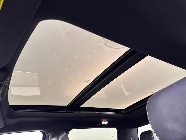 Certified 2021 Ford F250 Platinum w/ FX4 Off-Road Package image 12