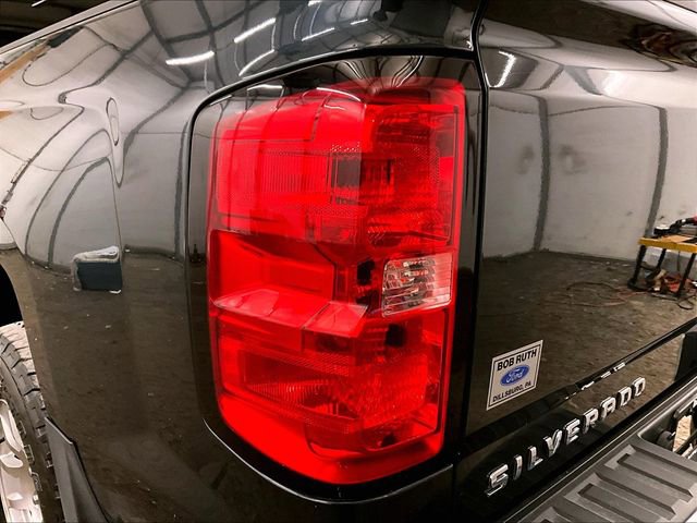Used 2018 Chevrolet Silverado 1500 LT AWD/4WD image 28