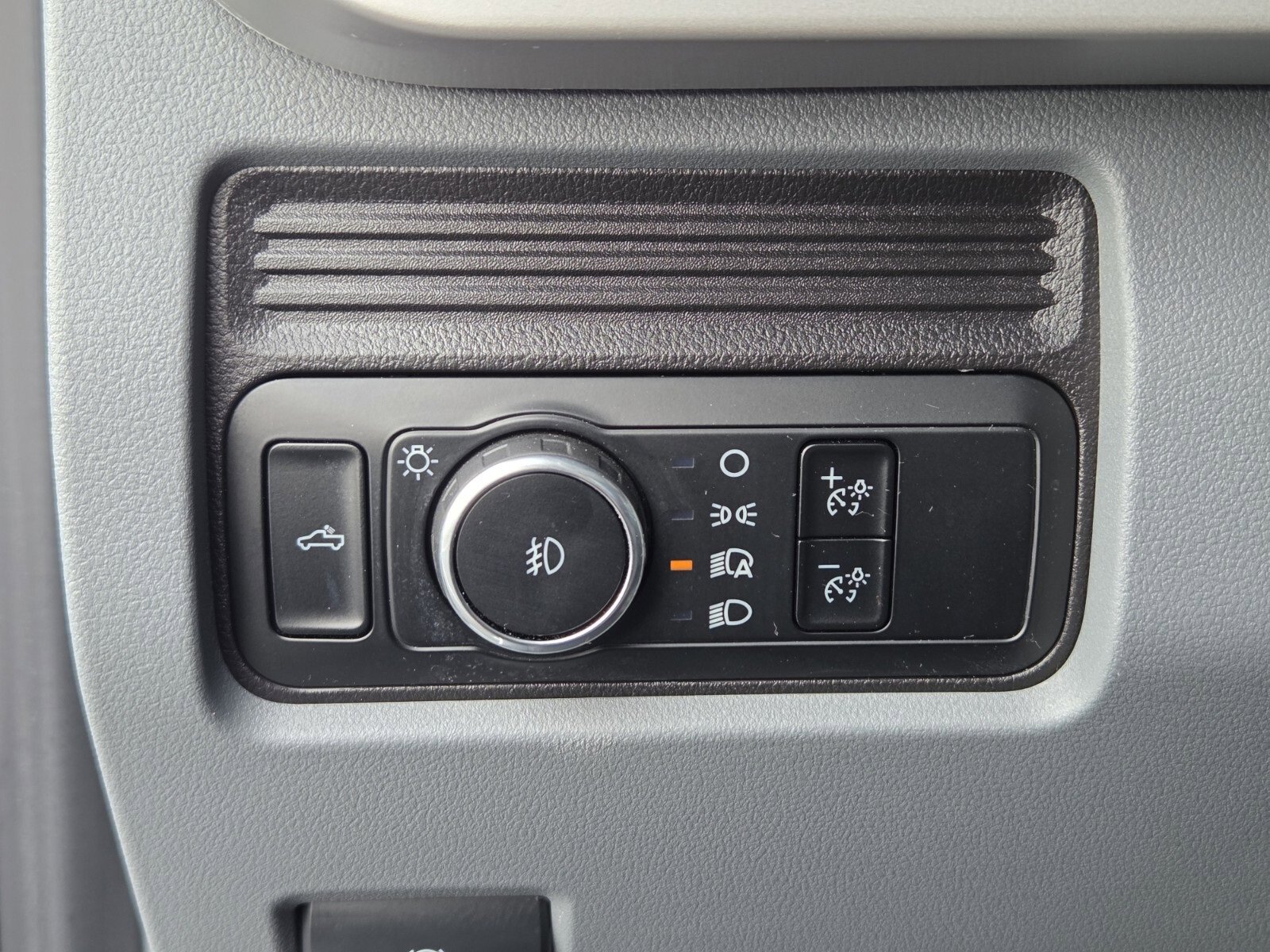 Certified 2024 Ford F350 XL w/ 360-Degree Camera Package image 16