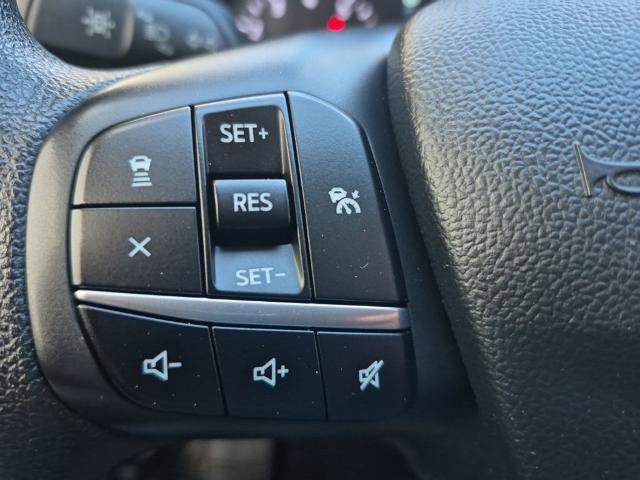 Certified 2020 Ford Escape SE image 17