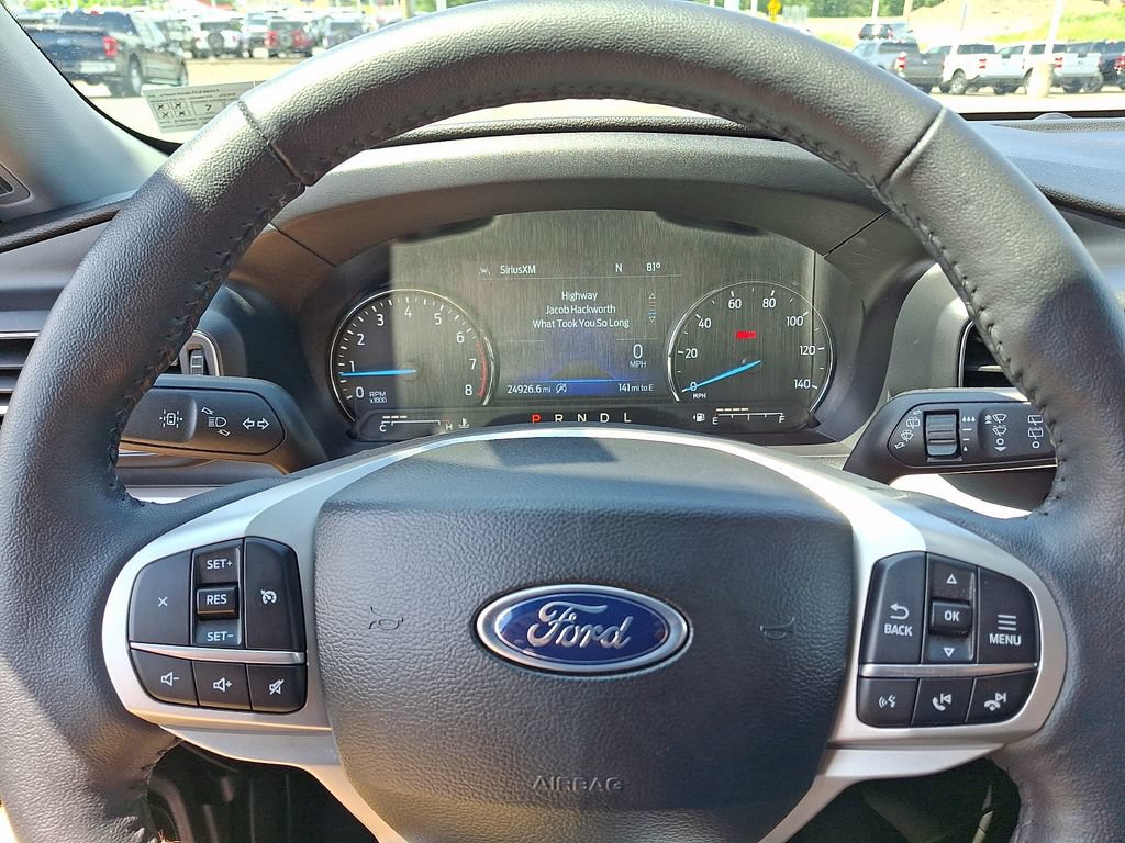 Certified 2023 Ford Explorer XLT w/ Equipment Group 202A AWD/4WD image 18