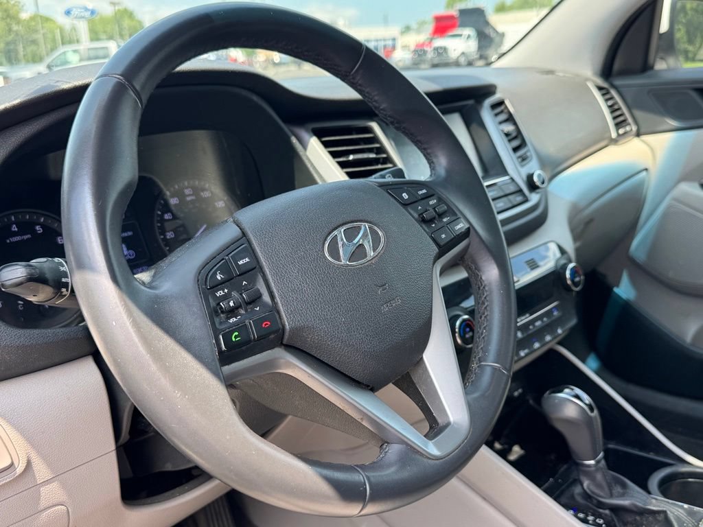 Used 2018 Hyundai Tucson Value w/ Cargo Package AWD/4WD image 9