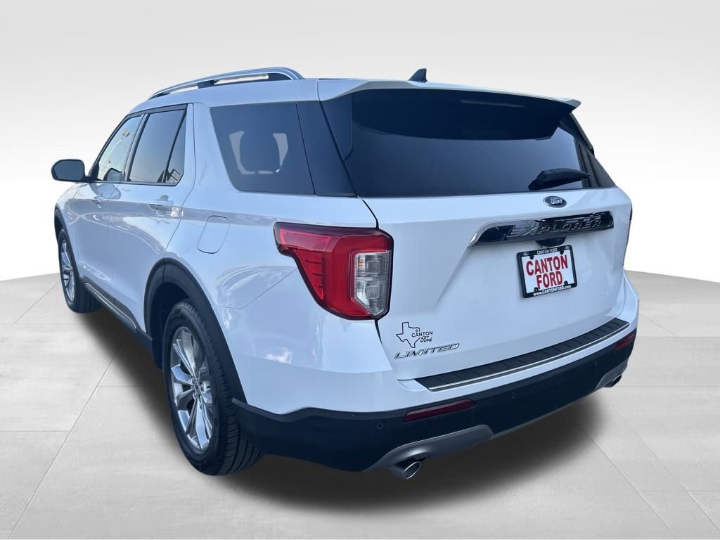 Certified 2024 Ford Explorer Limited image 3