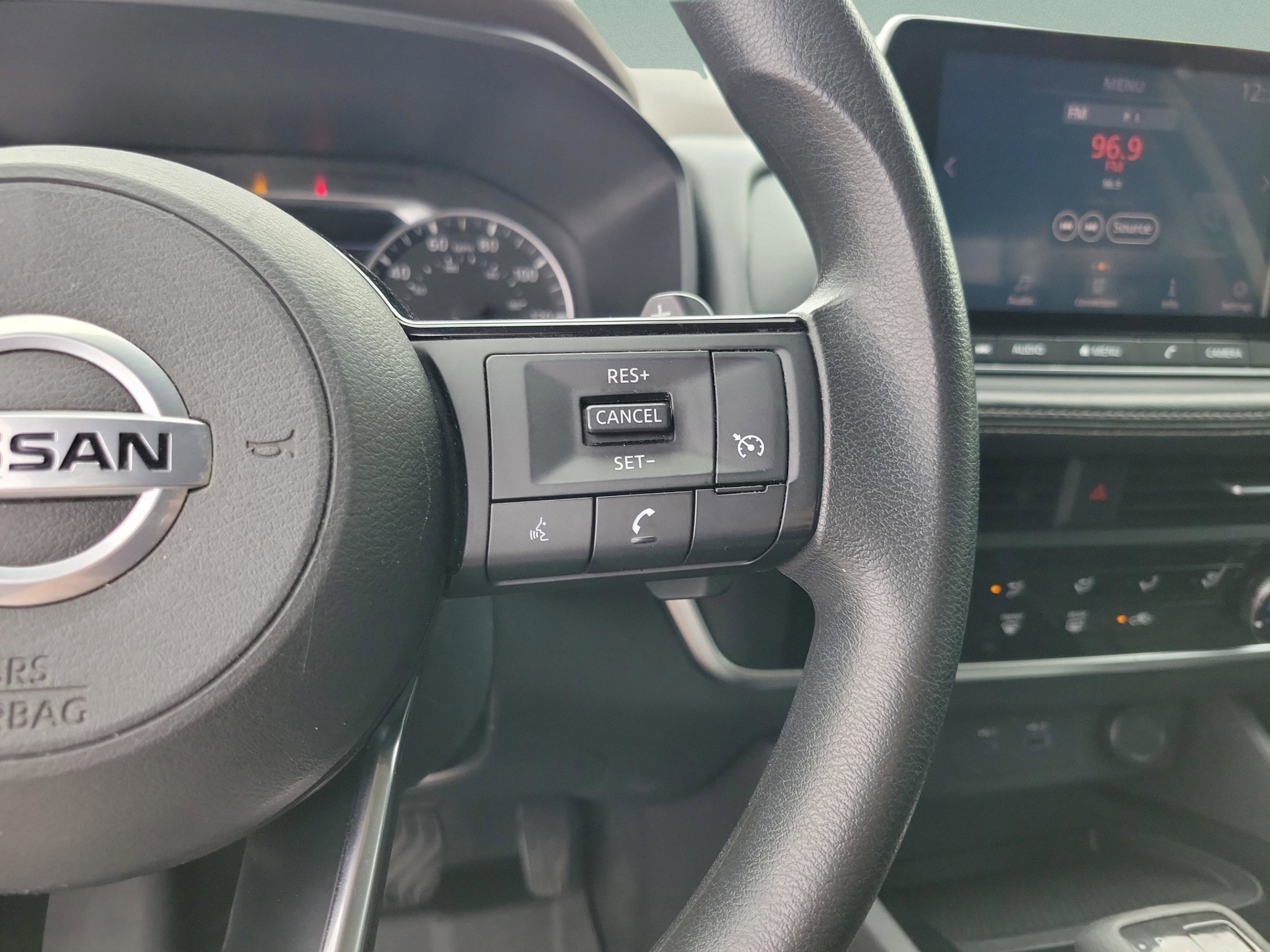 Used 2021 Nissan Rogue S image 24