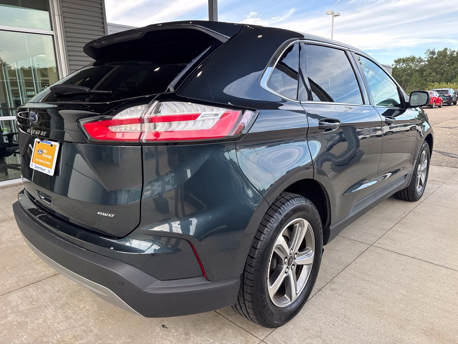 Certified 2024 Ford Edge SEL w/ Convenience Package AWD/4WD image 8