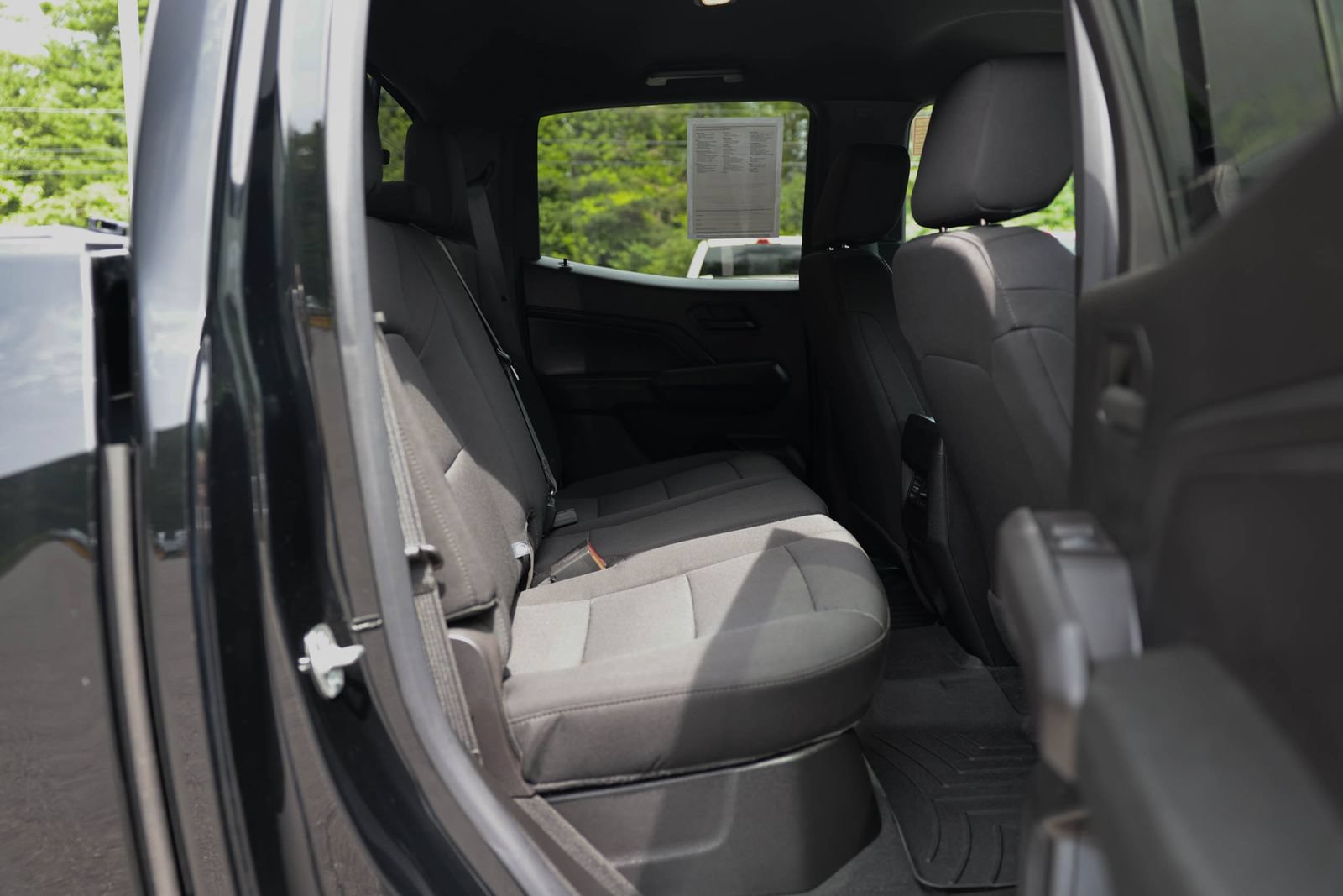 Used 2024 Chevrolet Colorado Trail Boss w/ Advanced Trailering Package AWD/4WD image 12