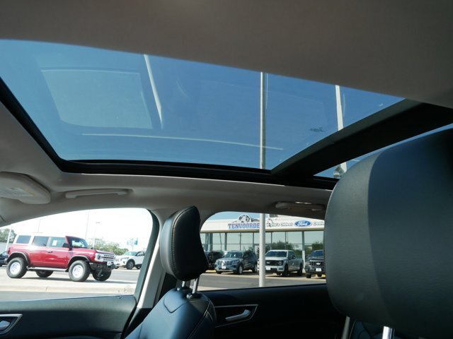 Certified 2023 Ford Edge SEL w/ Convenience Package AWD/4WD image 9