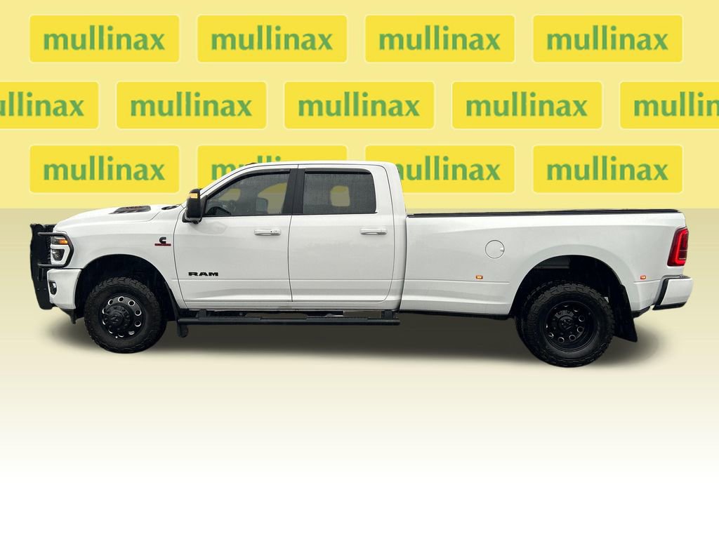 Used 2025 RAM 3500 Laramie image 9