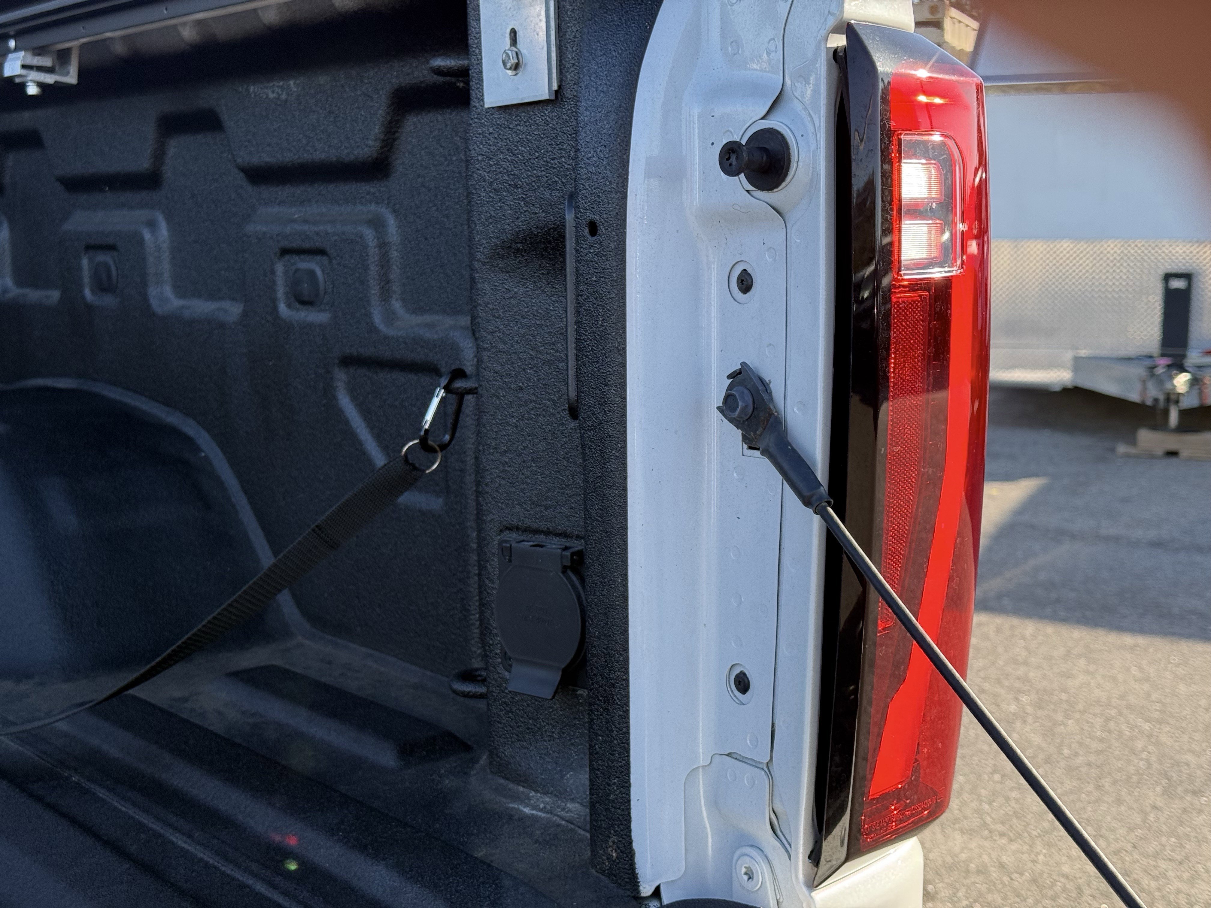 Used 2024 GMC Sierra 2500 Denali Ultimate image 16