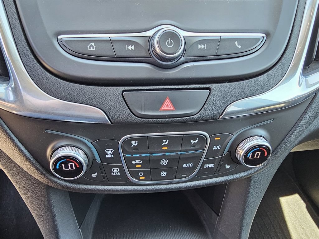 Used 2019 Chevrolet Equinox LT FWD image 29