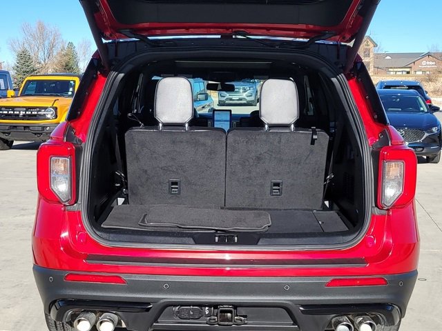 Certified 2024 Ford Explorer ST w/ Equipment Group 401A image 15