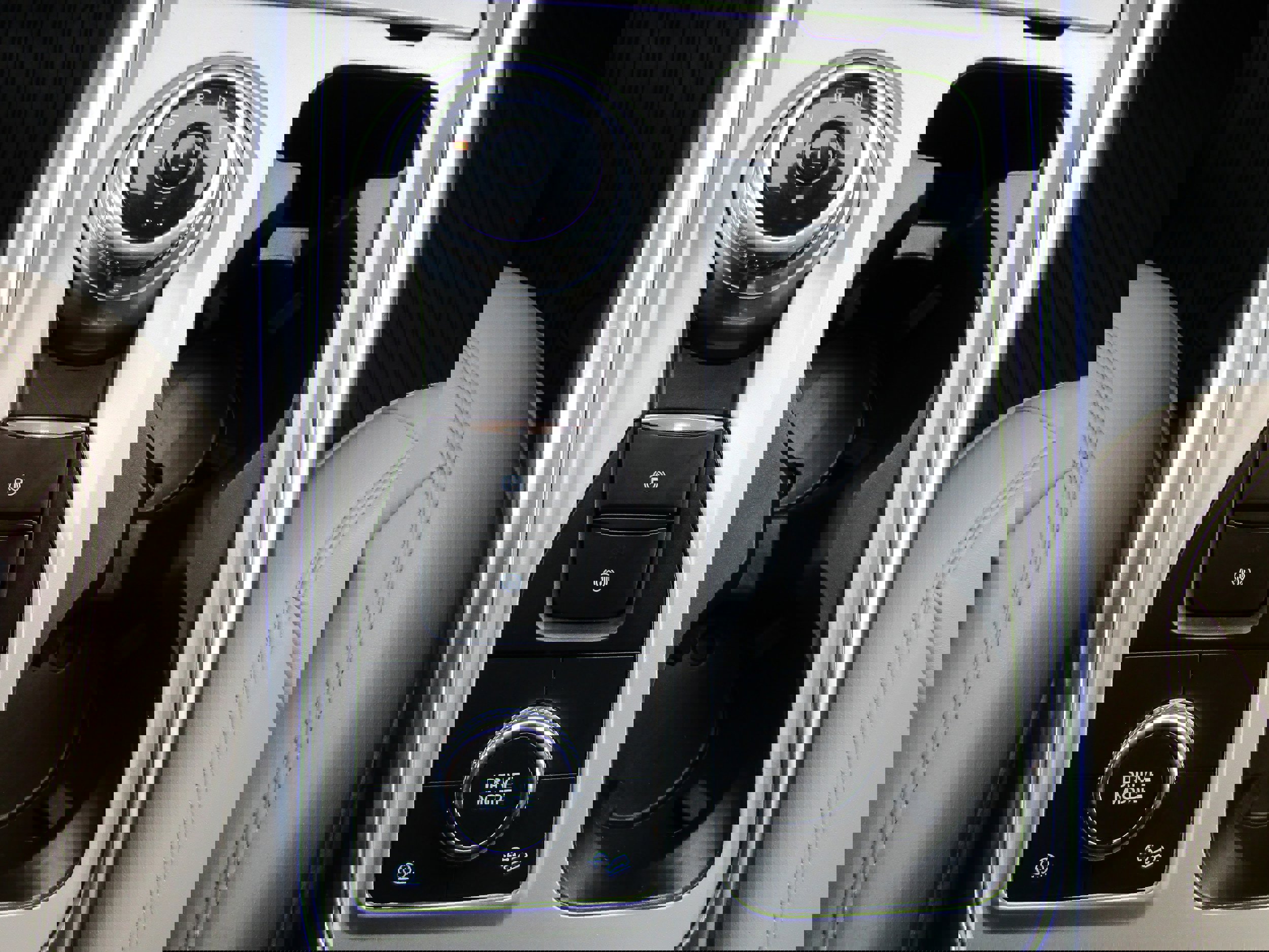 Certified 2023 Ford Explorer XLT w/ Equipment Group 202A image 28