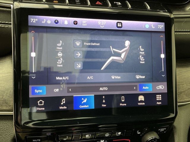 Used 2023 Jeep Grand Cherokee Overland AWD/4WD image 21