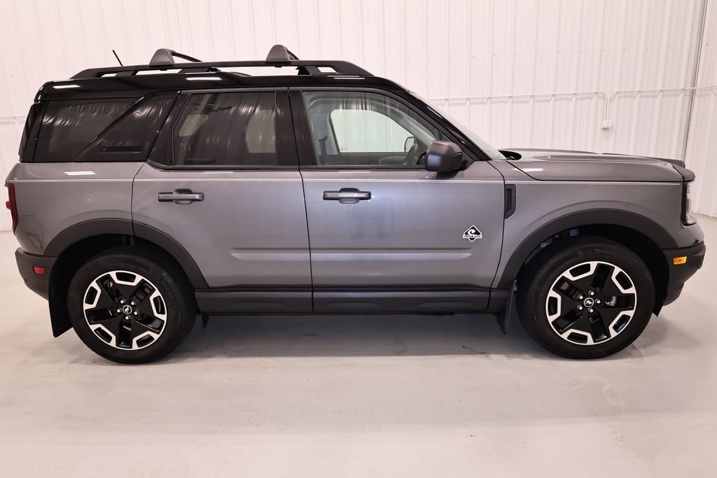Certified 2024 Ford Bronco Sport Outer Banks w/ Tech Package AWD/4WD image 2