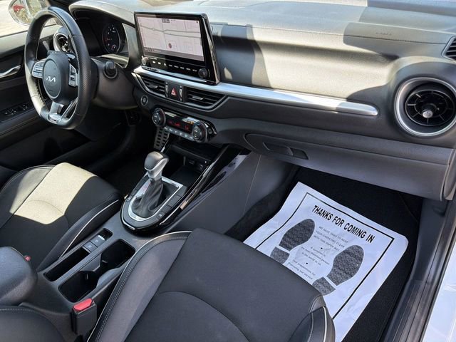 Used 2023 Kia Forte GT-Line w/ GT-Line Premium Package FWD image 30