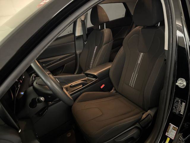 Used 2022 Hyundai Elantra SEL FWD image 16