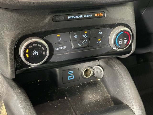 Certified 2022 Ford Escape SE AWD/4WD image 9