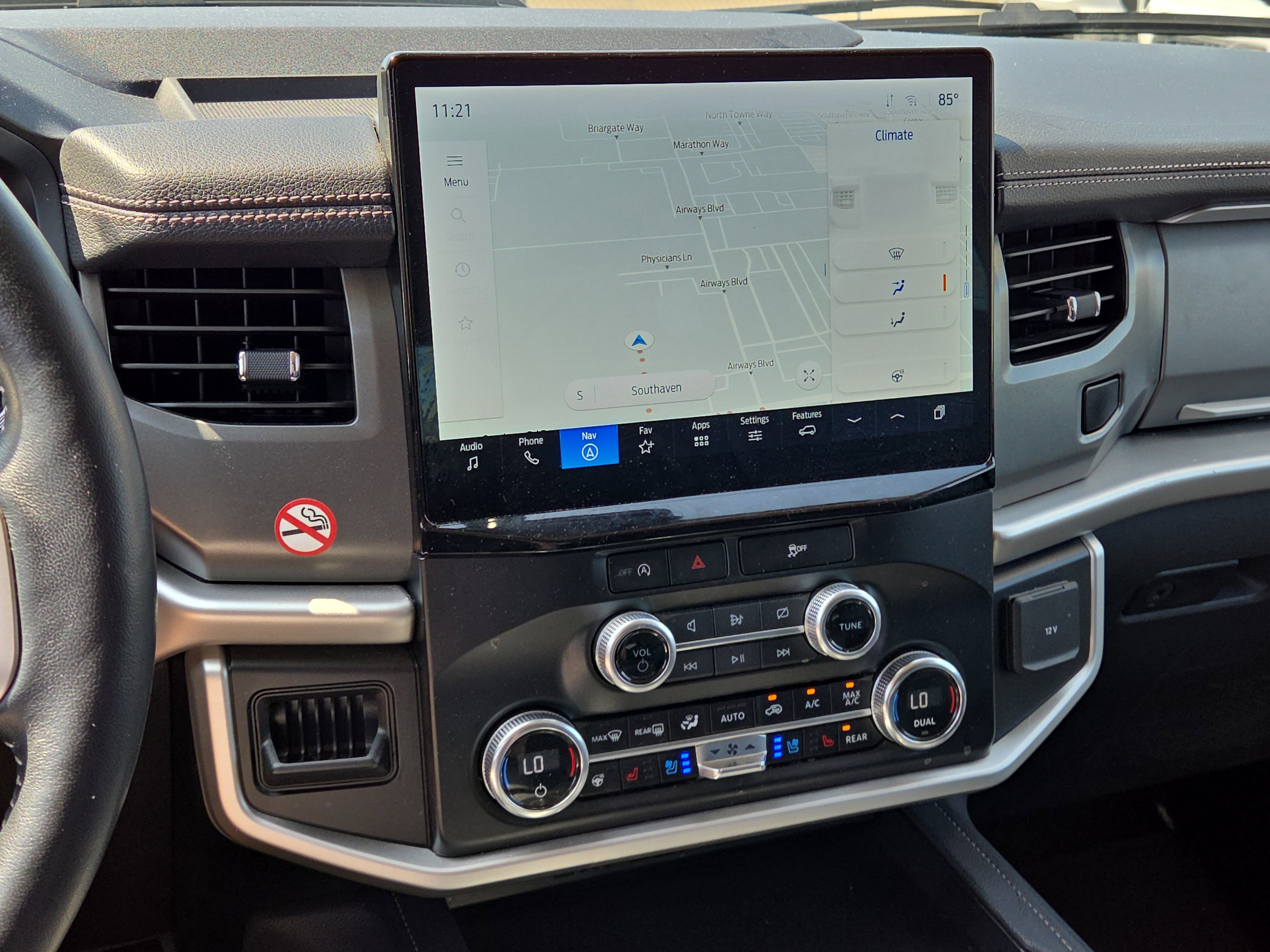 Certified 2024 Ford Expedition XLT RWD image 26