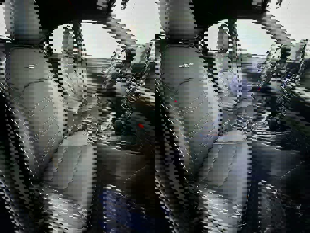 Used 2024 Kia Forte GT-Line image 17