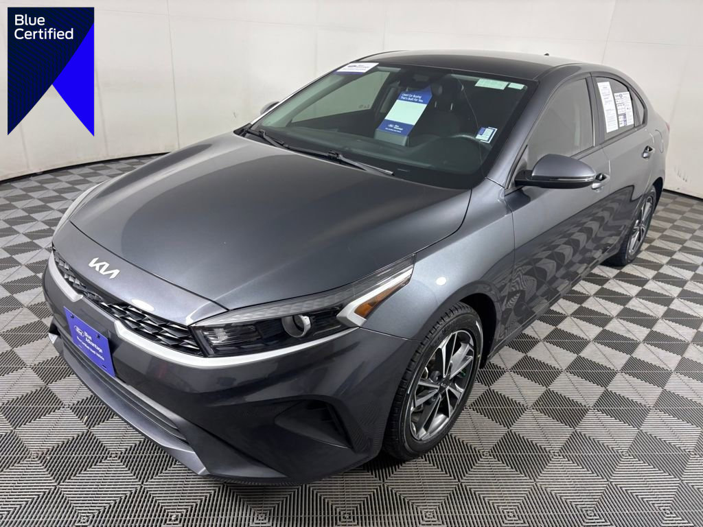 Used 2023 Kia Forte LXS w/ LXS Technology Package image 1