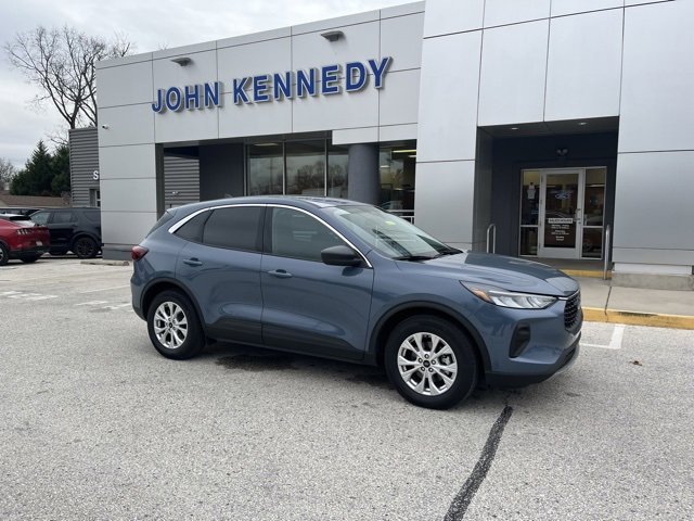 Certified 2024 Ford Escape Active w/ Cold Weather Package image 19