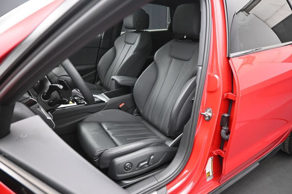Used 2024 Audi A4 2.0T Premium Plus w/ Premium Plus Package AWD/4WD image 9