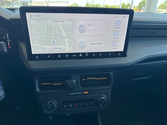 Certified 2025 Ford Maverick Tremor AWD/4WD image 23