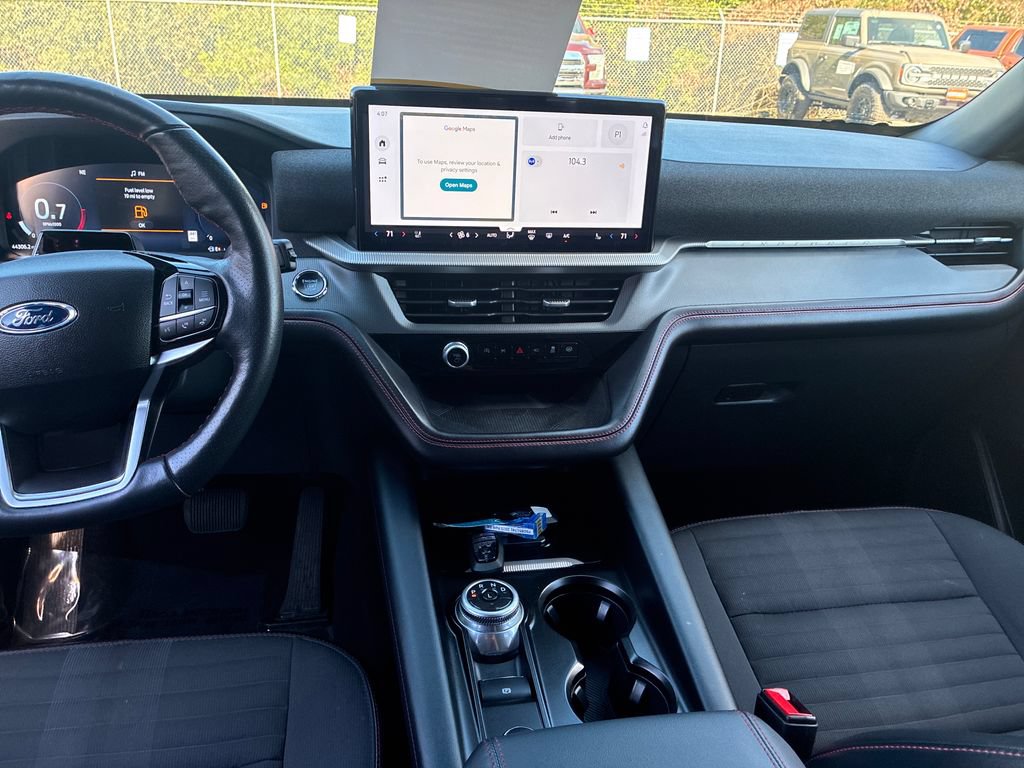 Certified 2025 Ford Explorer ST-Line AWD/4WD image 21