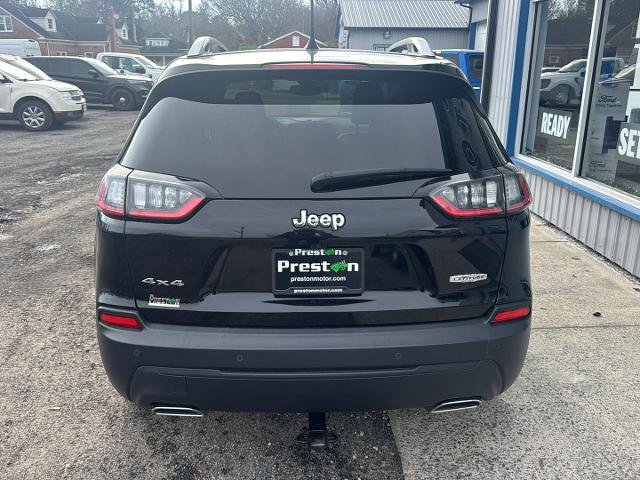 Used 2019 Jeep Cherokee Latitude Plus w/ Comfort/Convenience Group image 4