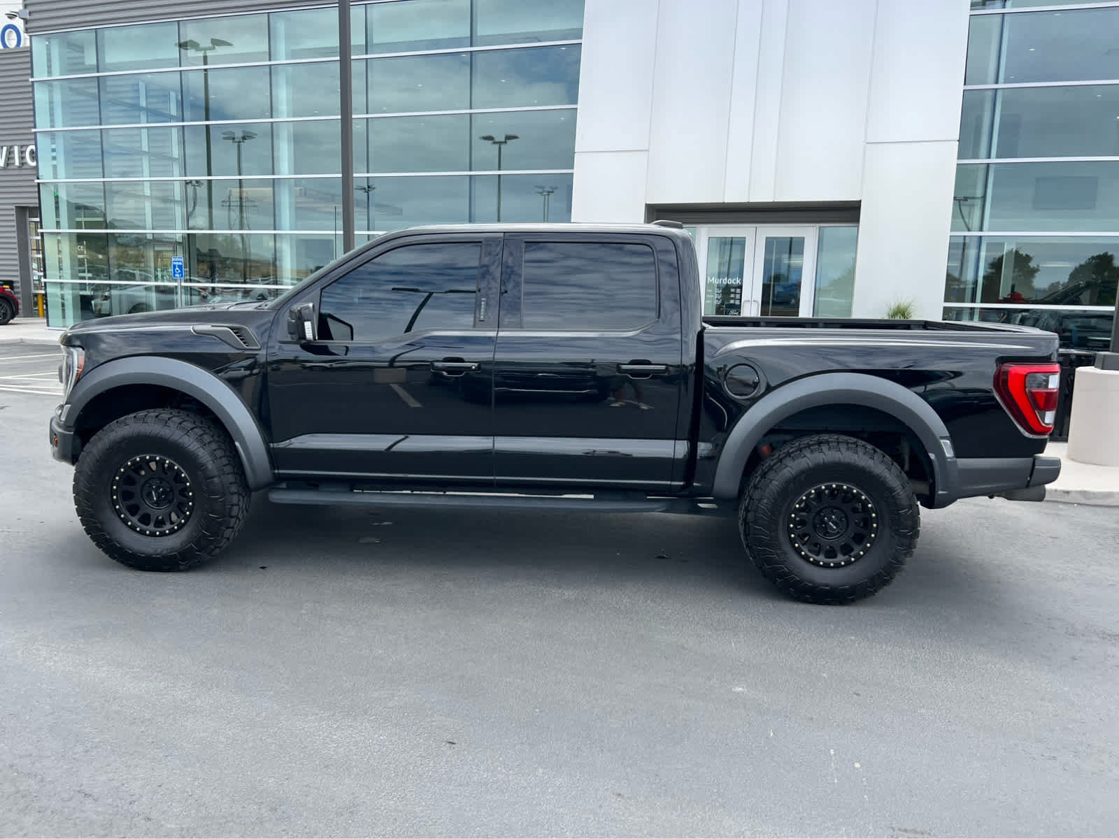 Certified 2022 Ford F150 Raptor w/ Raptor 37 Performance Package AWD/4WD image 12