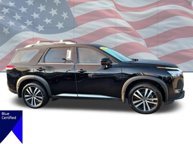 Used 2025 Nissan Pathfinder Platinum w/ Cargo Package FWD image 3
