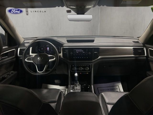 Used 2022 Volkswagen Atlas SEL AWD/4WD image 2