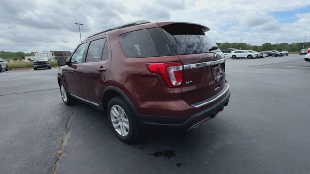 Certified 2018 Ford Explorer XLT w/ Equipment Group 202A AWD/4WD image 4